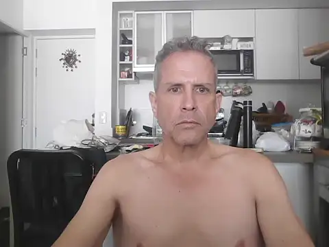 Diegoperrote682661 online show from September 28, 6:39 pm