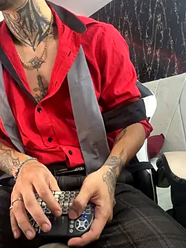 Snapshot of Anthony-Martin chatting on October 6, 12:10 pm Anthony-Martin online show from October 6, 12:10 pm
