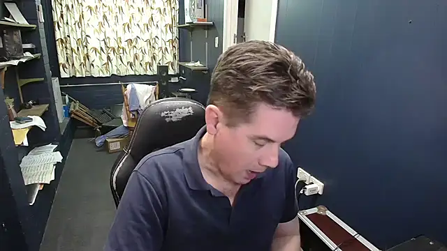 tilobinder online show from April 25, 3:09 pm