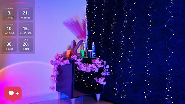 Snapshot of Cherry_zayden_ chatting on December 23, 9:18 pm Cherry zayden online show from December 23, 9:18 pm
