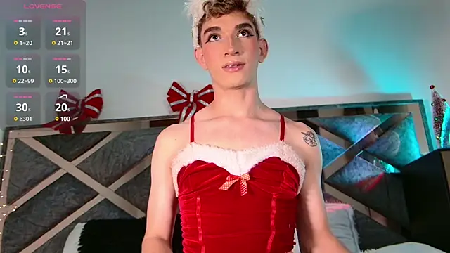 Snapshot of Cherry_zayden_ chatting on December 9, 9:11 pm Cherry zayden online show from December 9, 9:11 pm
