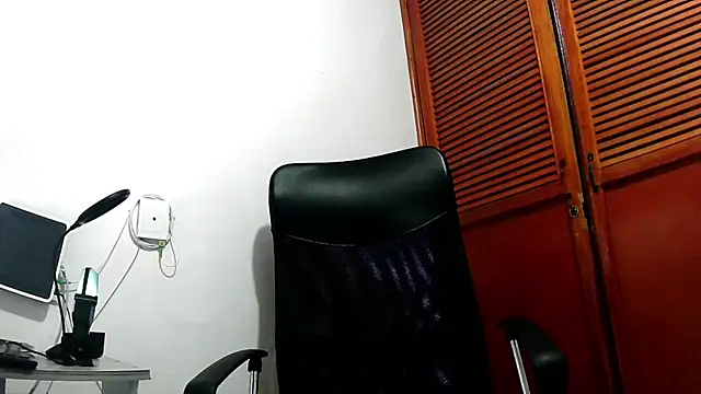 dragon1006 online show from July 17, 11:44 pm