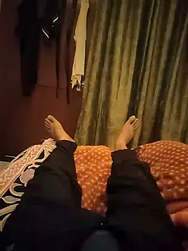 auntykichut6969 online show from April 14, 2:55 am