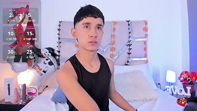 Thayler jones online show from October 12, 11:26 am