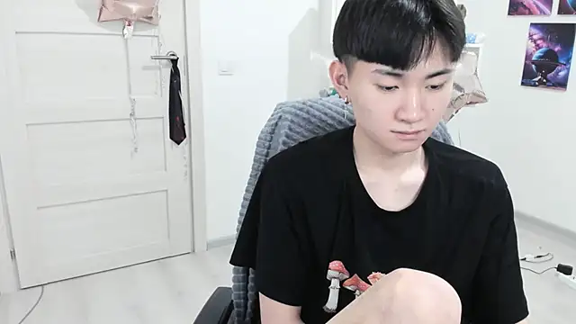 Snapshot of Miram_Yu chatting on February 16, 2:22 am Miram Yu online show from February 16, 2:22 am