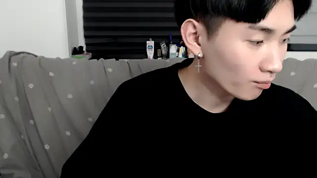 Snapshot of Miram_Yu chatting on March 2, 9:30 pm Miram Yu online show from March 2, 9:30 pm