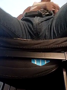 BuirdlyVerse online show from April 19, 9:28 pm