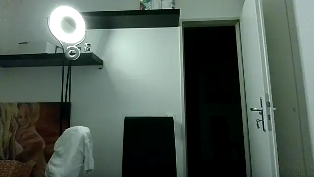 alpha-hunk online show from November 30, 4:09 pm