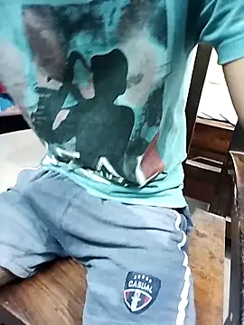 Afgref5335 online show from October 31, 6:33 pm