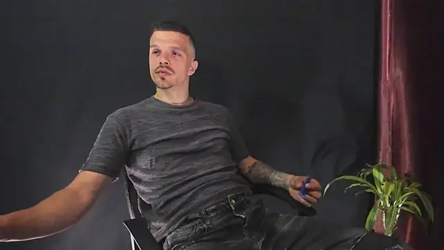 DonyBrown online show from March 28, 5:07 am