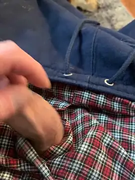 willcumforu online show from April 10, 2:18 am