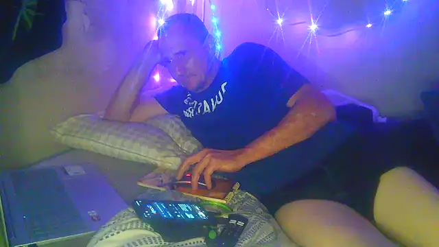 George48 online show from December 22, 5:37 am