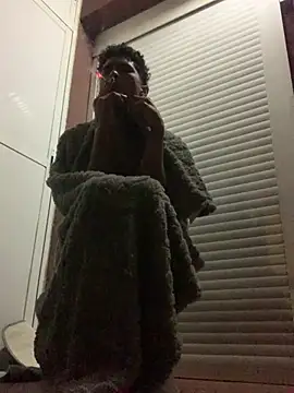 Snapshot of Ryan-hot chatting on December 7, 8:16 pm Ryan-hot online show from December 7, 8:16 pm