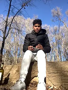 Snapshot of Ryan-hot chatting on January 16, 11:04 am Ryan-hot online show from January 16, 11:04 am