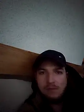 Snapshot of Sexynoah chatting on December 3, 6:35 am Sexynoah online show from December 3, 6:35 am