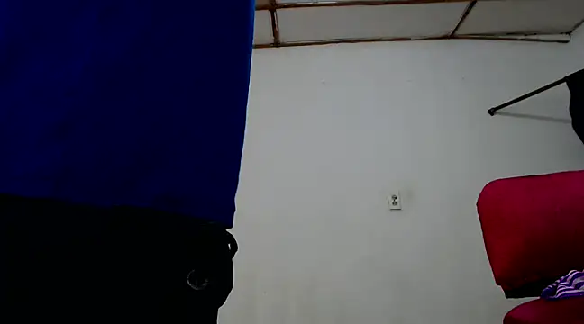 Snapshot of fernandez_latinblackk chatting on December 22, 11:31 pm fernandez latinblackk online show from December 22, 11:31 pm