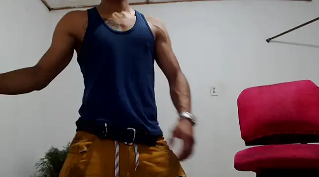 Snapshot of fernandez_latinblackk chatting on December 3, 2:45 am fernandez latinblackk online show from December 3, 2:45 am