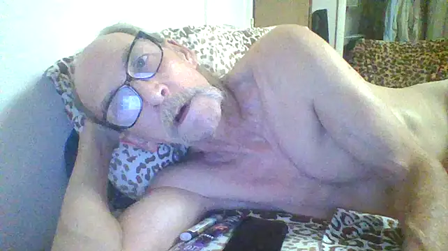Snapshot of friendlychat1 chatting on October 2, 12:36 am friendlychat1 online show from October 2, 12:36 am
