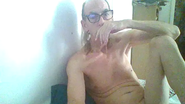 Snapshot of friendlychat1 chatting on September 21, 8:42 pm friendlychat1 online show from September 21, 8:42 pm