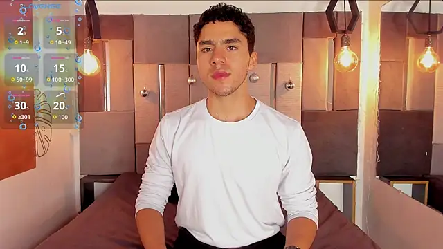 LiamNovak online show from December 19, 12:57 pm