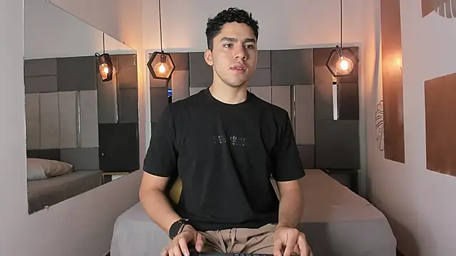 LiamNovak online show from March 2, 12:12 pm