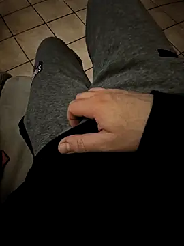 HardWolf2024 online show from December 15, 2:41 am