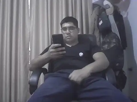 Snapshot of estudiante69 chatting on October 11, 11:09 pm estudiante69 online show from October 11, 11:09 pm