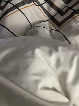 zizou 19 online show from December 27, 1:53 am