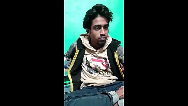 Snapshot of savage_lucifer8 chatting on December 17, 8:43 pm savage lucifer8 online show from December 17, 8:43 pm