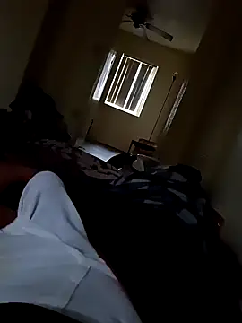 dvaughn3117 online show from December 10, 5:55 pm