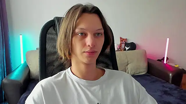 Ostin meow online show from April 12, 10:28 am