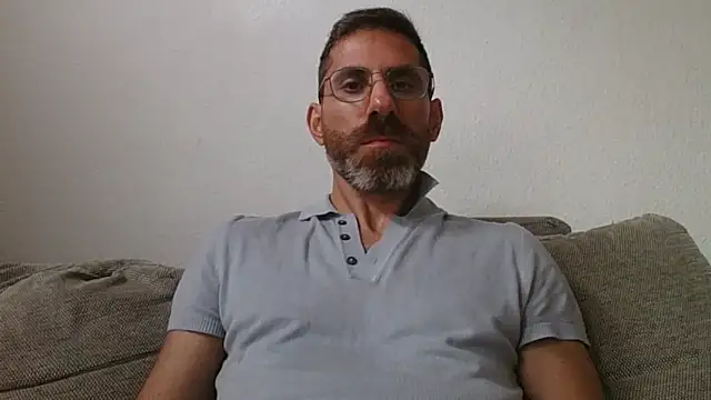 alcatraz009 online show from October 15, 10:45 am