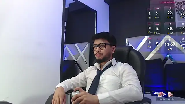 Snapshot of Tommidubois chatting on December 27, 6:10 pm Tommidubois online show from December 27, 6:10 pm