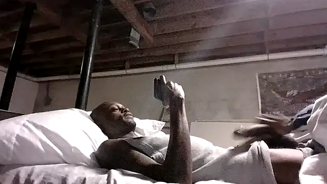 KinGKane84 online show from December 10, 7:43 pm