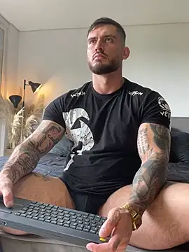 DimitriSullivan  online show from February 24, 1:56 pm