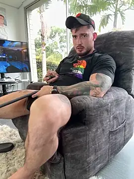 DimitriSullivan  online show from October 8, 8:46 pm