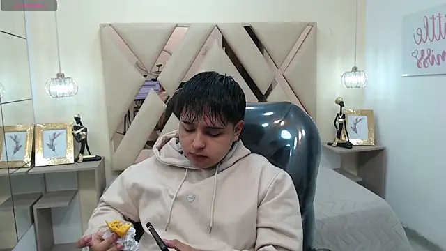 AndrewPherson online show from January 14, 12:24 pm