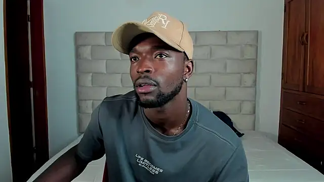 Dylan Taylor online show from November 22, 12:38 pm