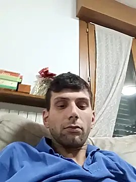 Snapshot of dariodario chatting on December 20, 1:54 pm dariodario online show from December 20, 1:54 pm