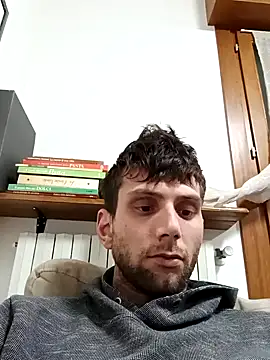 Snapshot of dariodario chatting on December 28, 11:26 pm dariodario online show from December 28, 11:26 pm