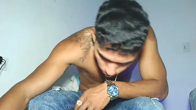 maximo vega newv online show from March 28, 10:21 pm