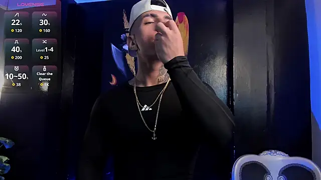 Flynn Riider online show from March 9, 5:29 pm