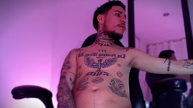 Junihn0 online show from September 25, 9:35 pm