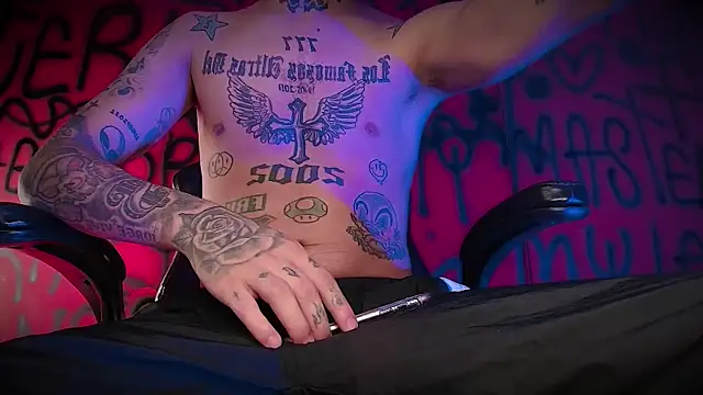 Junihn0 online show from February 12, 9:10 am