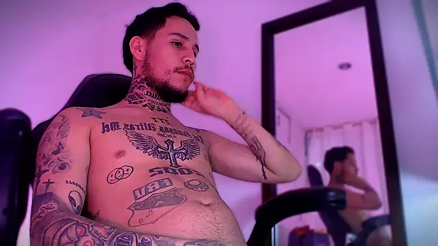 Junihn0 online show from September 28, 9:57 pm