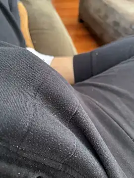 Snapshot of elver369 chatting on January 20, 7:35 pm elver369 online show from January 20, 7:35 pm