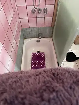 edgher646 online show from February 4, 12:33 pm