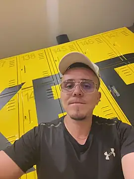 adam-rivera online show from February 20, 7:08 pm