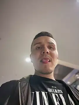 adam-rivera online show from September 25, 1:26 am