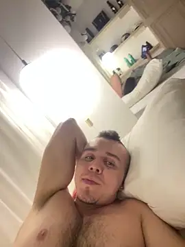 adam-rivera online show from December 25, 11:00 am